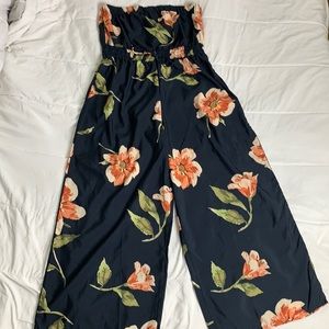 Beautiful floral romper XL